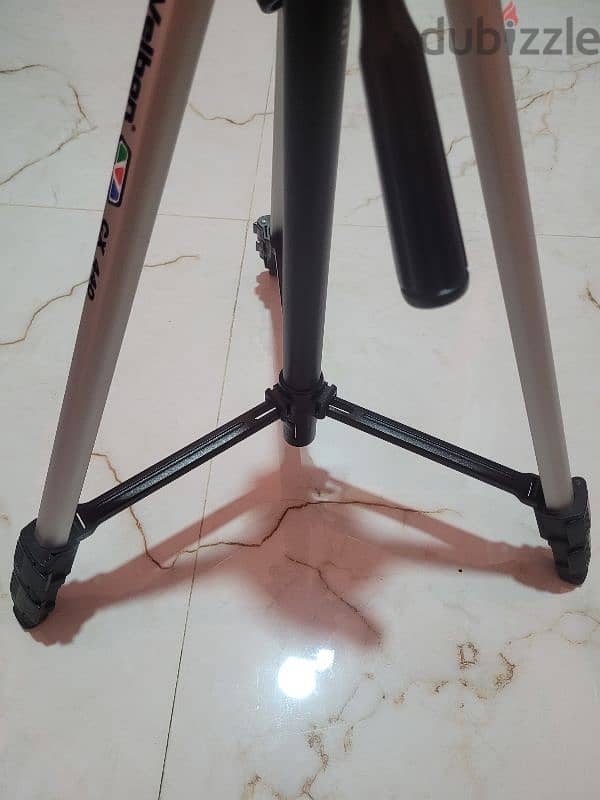 Velbon CX 440 Tripod حامل ثلاثي القوائم من فيلبون CX 440 2