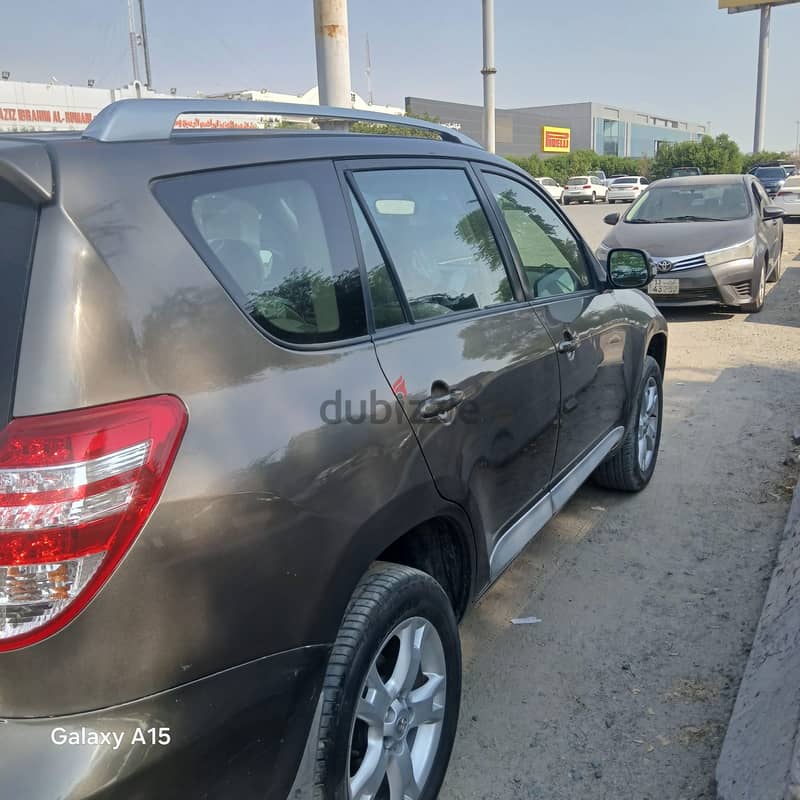 Toyota Rav 4 2012 model for sale 5