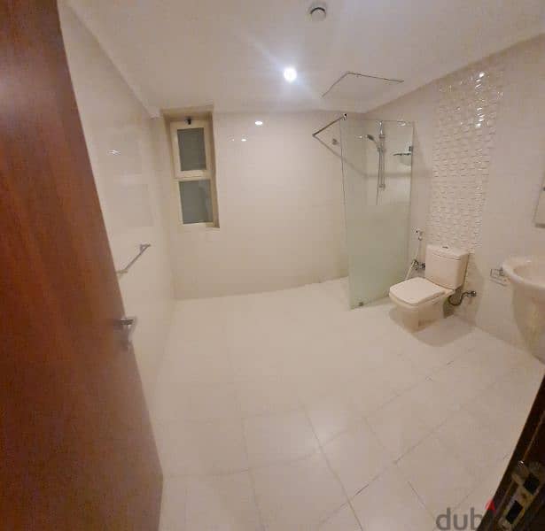 very nice super clean huge flat in Abu Halefa 3