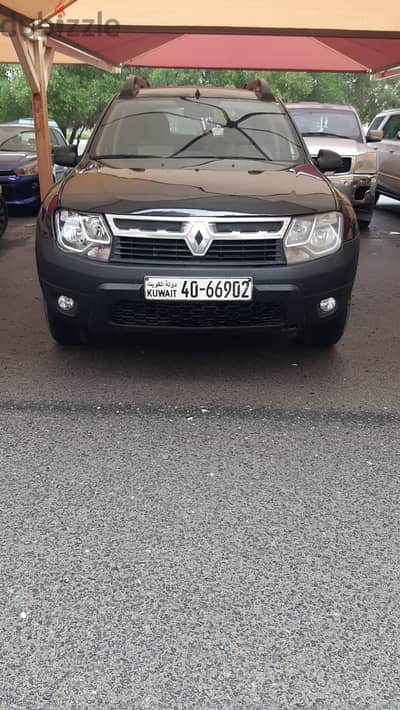 Renault Duster 2016 family used suv for sale in salmiya (100K)