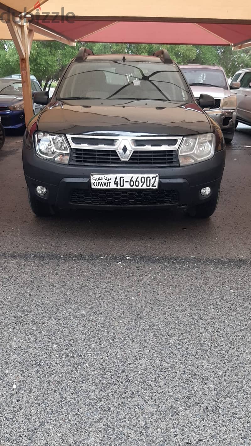 Renault Duster 2016 family used suv for sale in salmiya (100K) 0