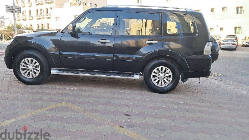 Mitsubishi Pajero 2010 Urgent Sale Mitsubishi Pajero 2010 v6.4/4. . 1