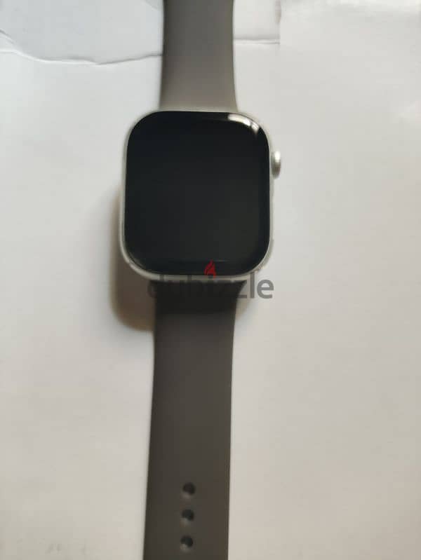 Apple Watch 10 , look as new , silver , apple warranty to end Sep 2025 0