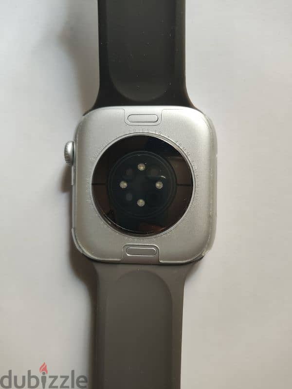 Apple Watch 10 , look as new , silver , apple warranty to end Sep 2025 1