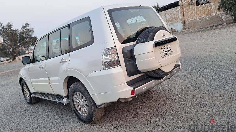 Mitsubishi Pajero 2014 3