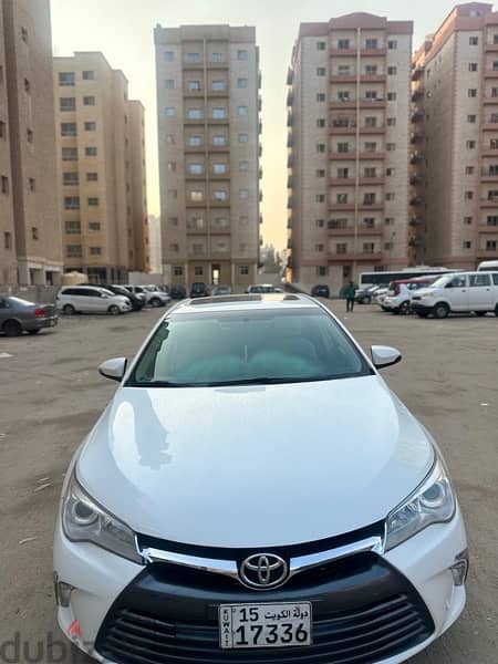 Toyota Camry 2017 3