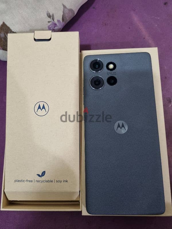 motrola edge 50 like new 512 no send watsapp 2