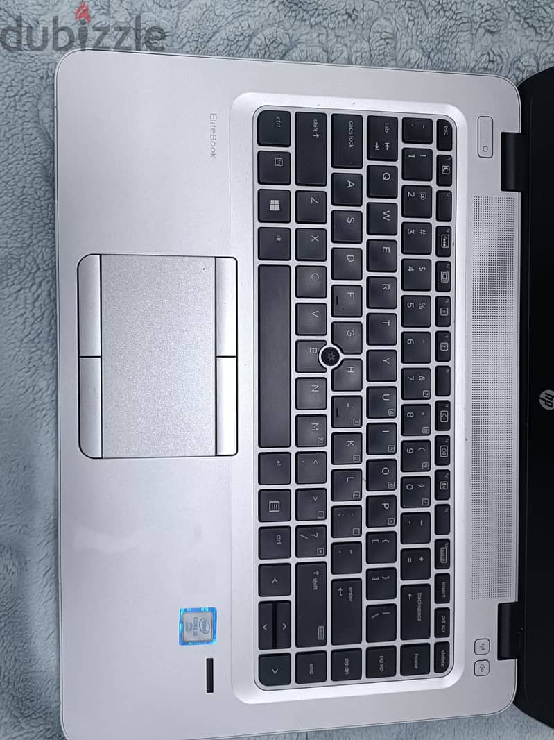 HP eliteBook 3