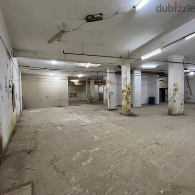 Basement warehouse for rent in Farwaniya, Block 5