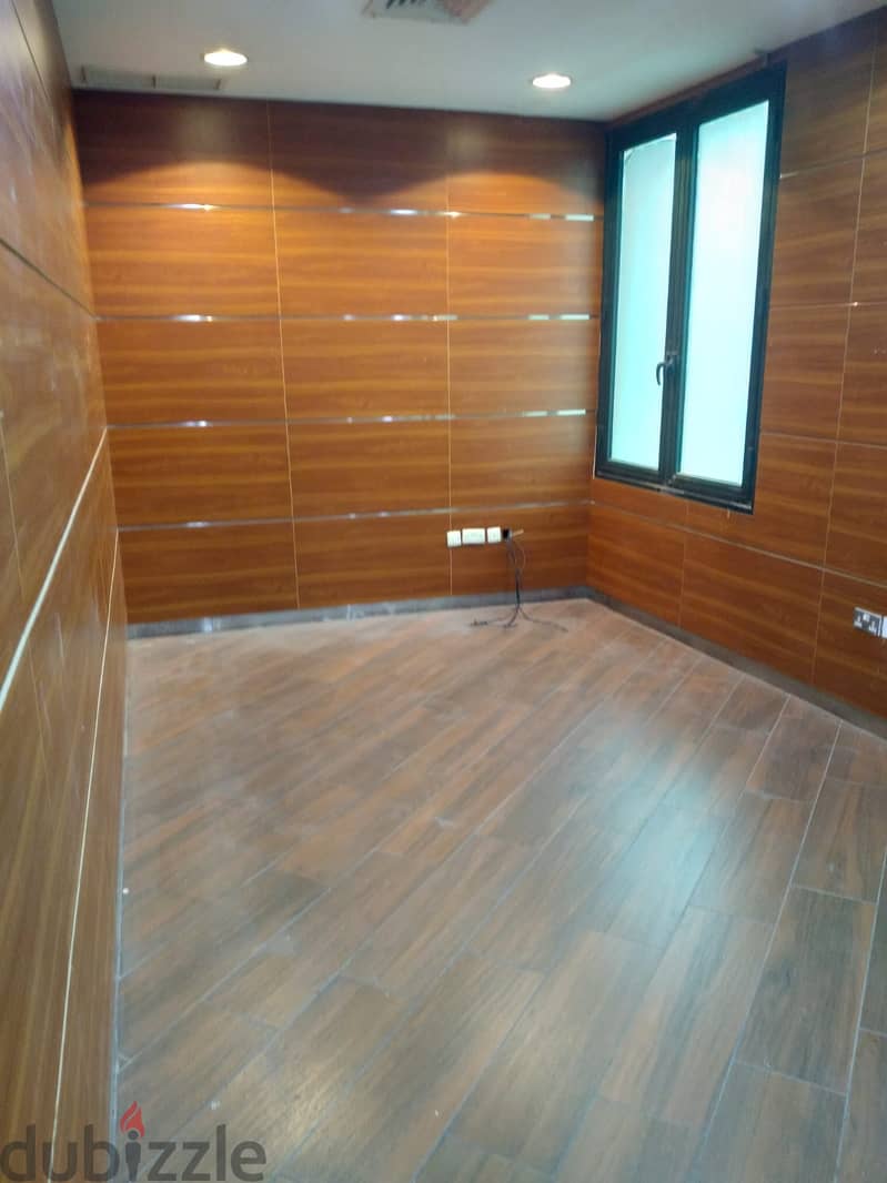 Offices for Rent in Hawali - Bin Khaldoon St 10