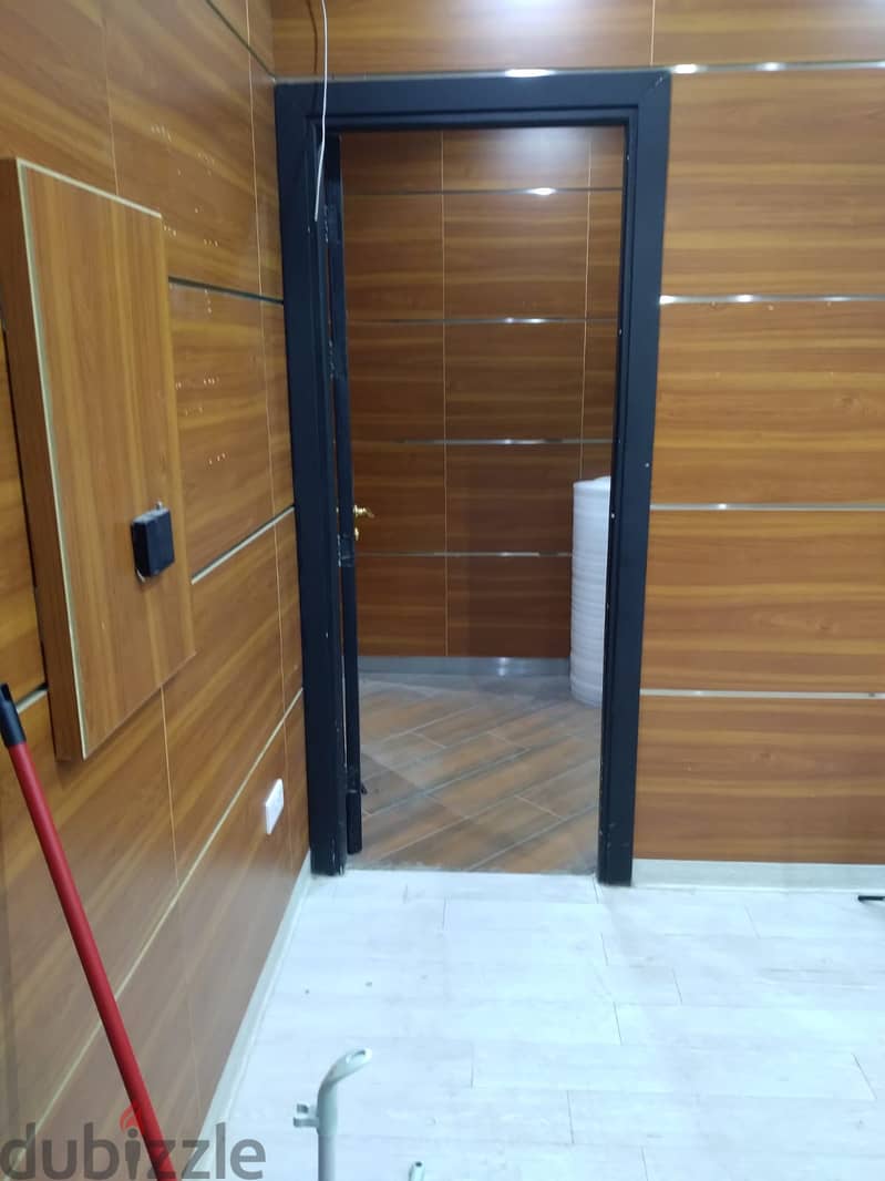 Offices for Rent in Hawali - Bin Khaldoon St 12