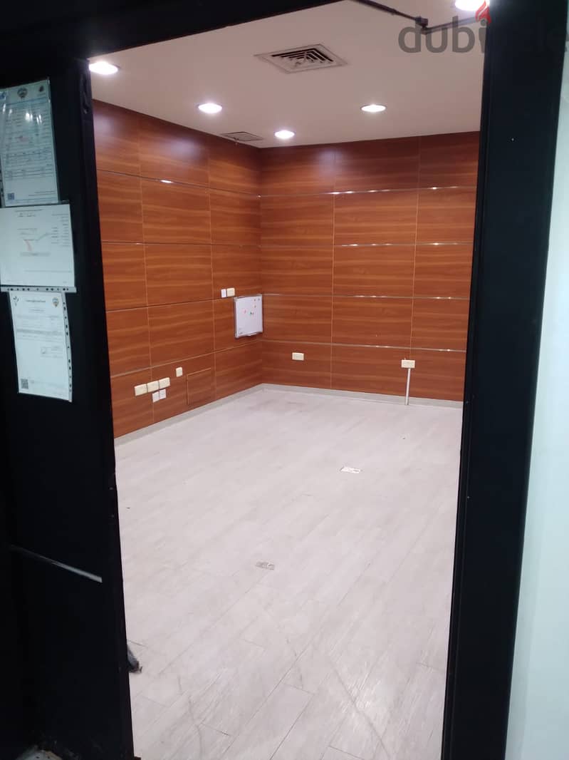 Offices for Rent in Hawali - Bin Khaldoon St 13