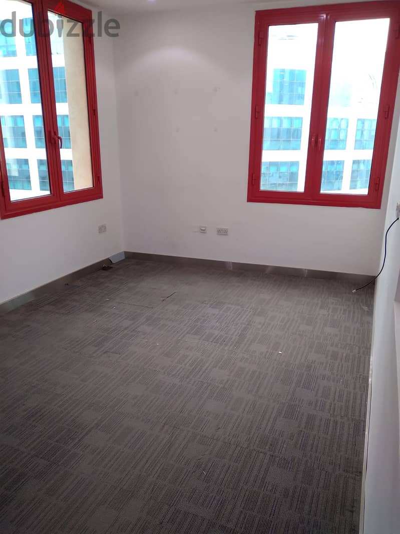 Offices for Rent in Hawali - Bin Khaldoon St 17