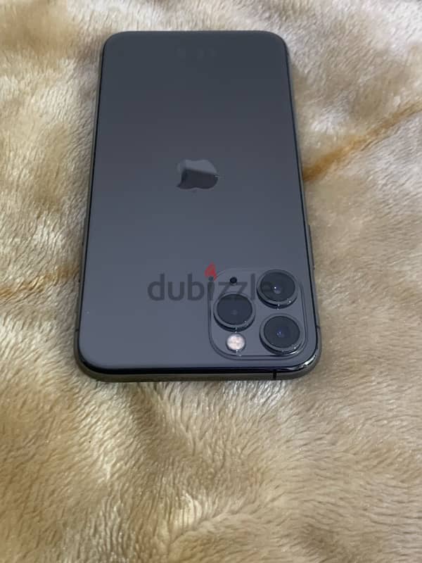 iPhone 11 Pro 256gb battery 85% not open device same like new 8