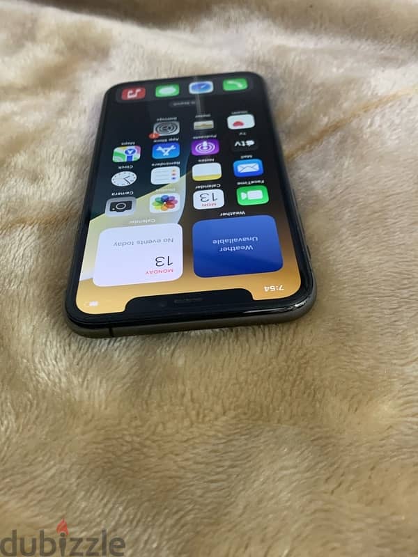 iPhone 11 Pro 256gb battery 85% not open device same like new 15