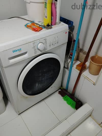 9 months old washing machine for urgent sale