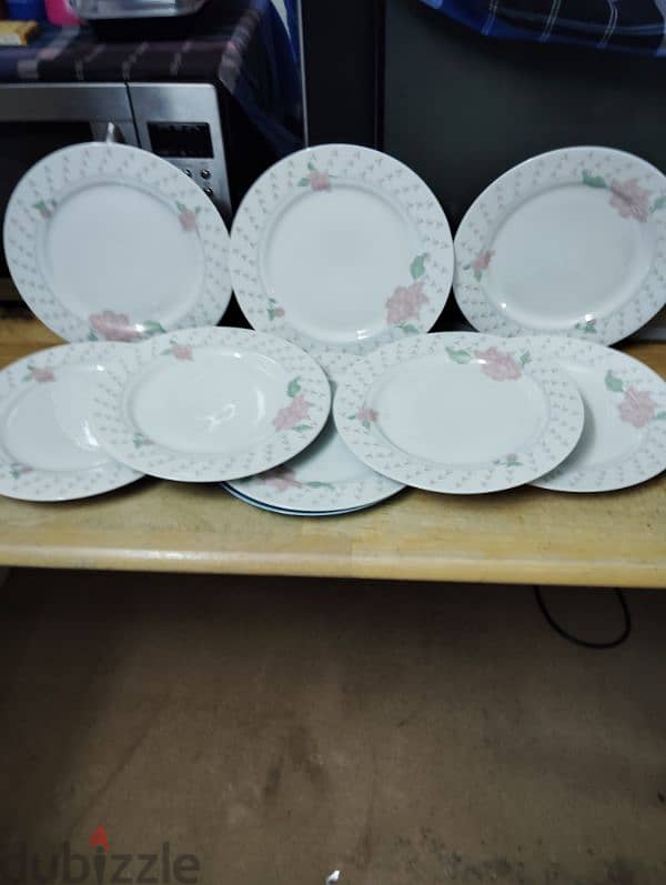 home center plates 8 plates 0