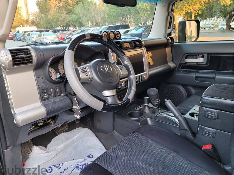 Toyota FJ Cruiser 2015 9