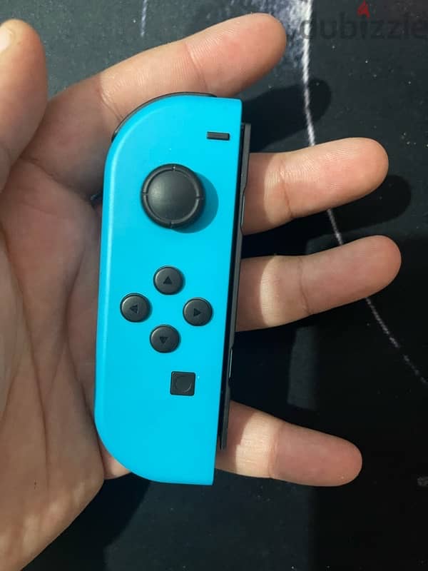 Nintendo Switch Neon Blue + Neon Red - 3