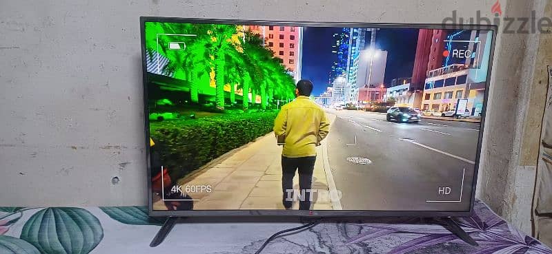 LG smart TV 42 inch 3