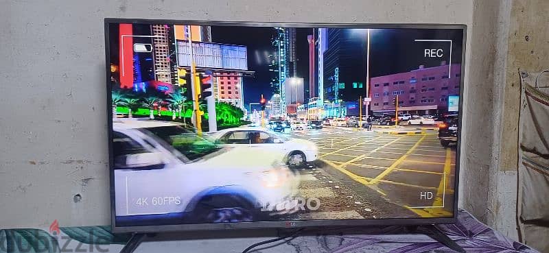 LG smart TV 42 inch 5