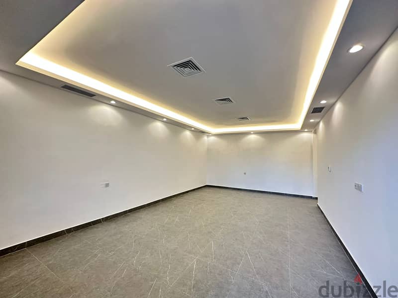 4 Bedroom in Salwa 4