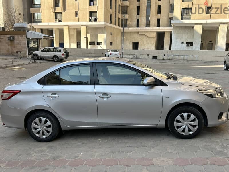 Toyota Yaris 2017 5