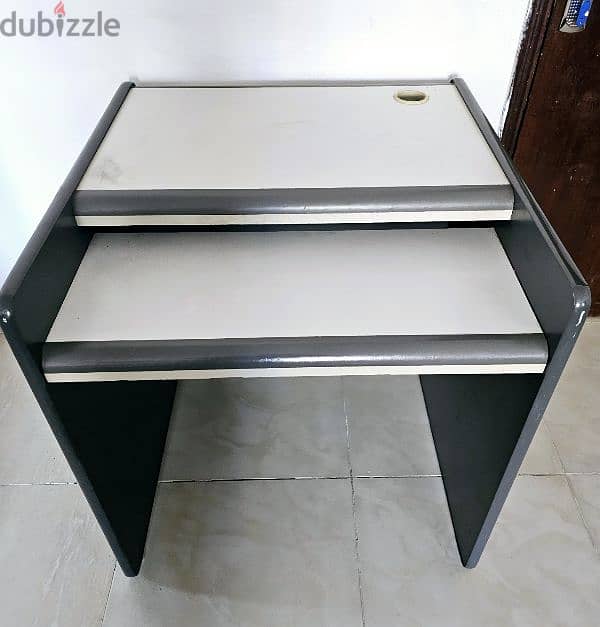 Sofa and table for sale 1