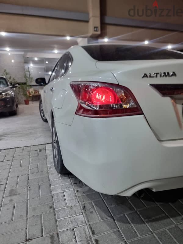 Nissan Altima 2013 4