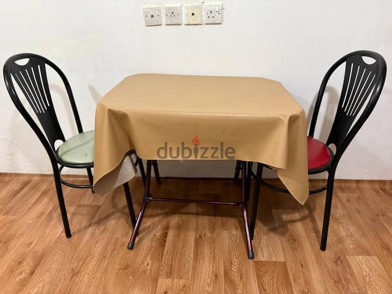 TABLE+CHAIRS FOR SALE 0