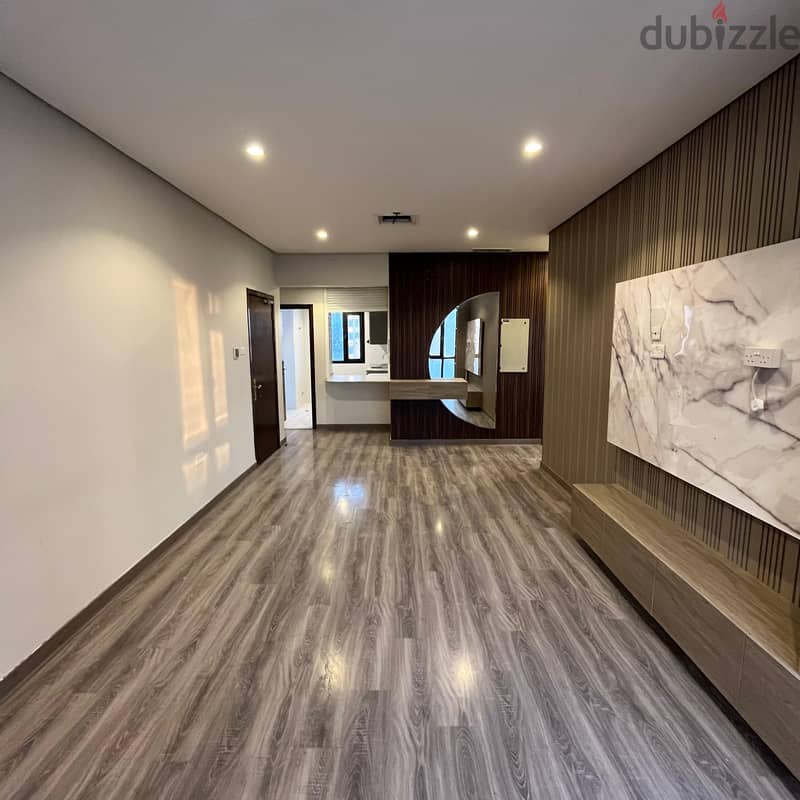 Apartment with a free month, large roof for rent in Salmiya 2