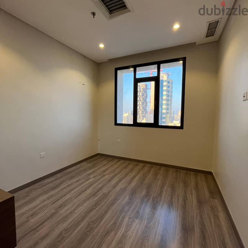 Apartment with a free month, large roof for rent in Salmiya 4