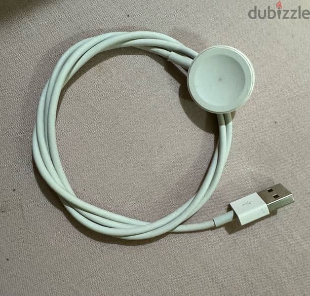 Apple Watch USB charger 0