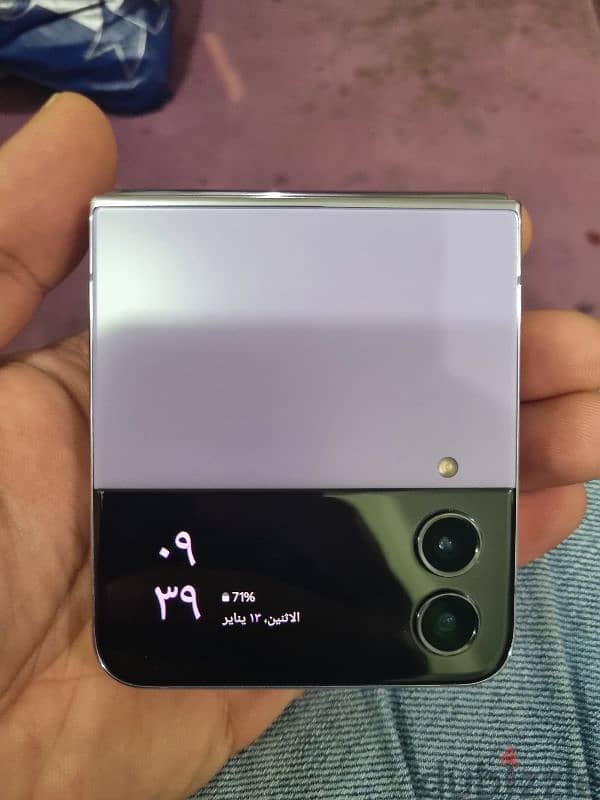 سامسونج z filp 4 256 like new 5g بسعر ١٠٠د حاله الجديد 1