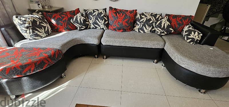 sofa with extra 2 cover sets 2