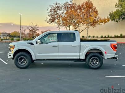 2023 Ford F-150 Raptor SuperCrew Pickup 4D