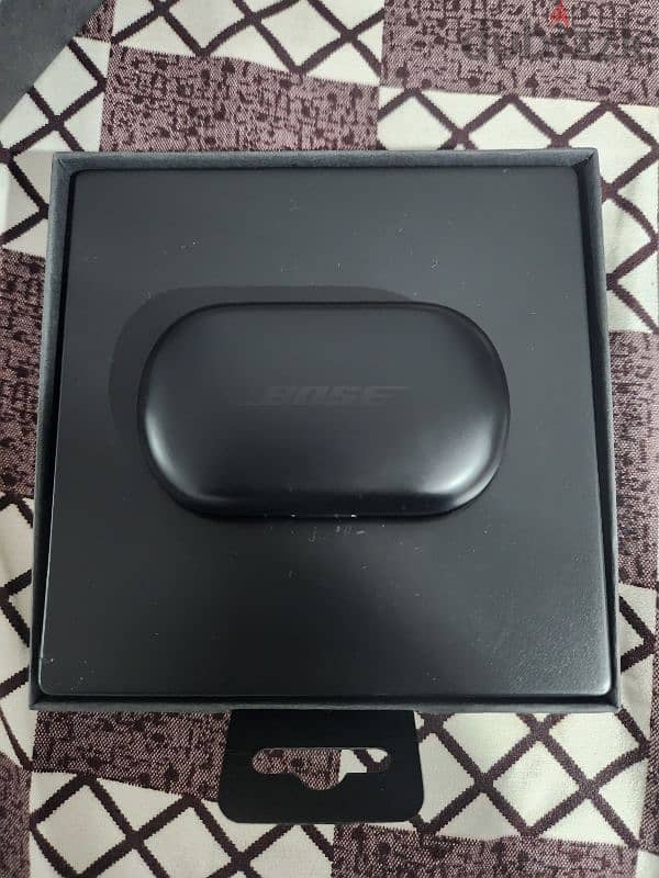 Bose original quietcomfort earbuds excellent condition 1