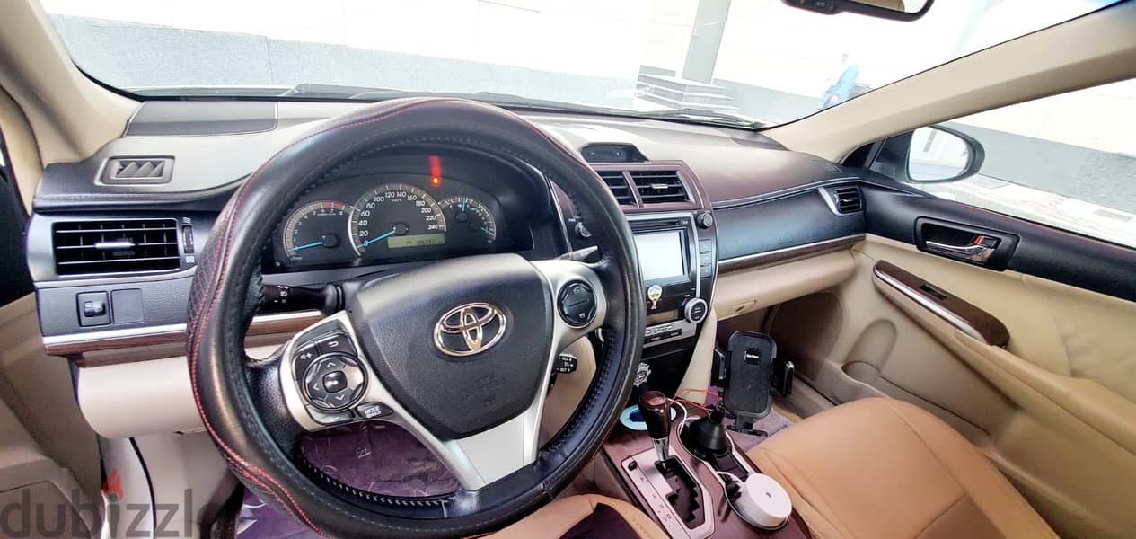 Toyota Camry 2012 GLX for sale with 196,000 KM 5