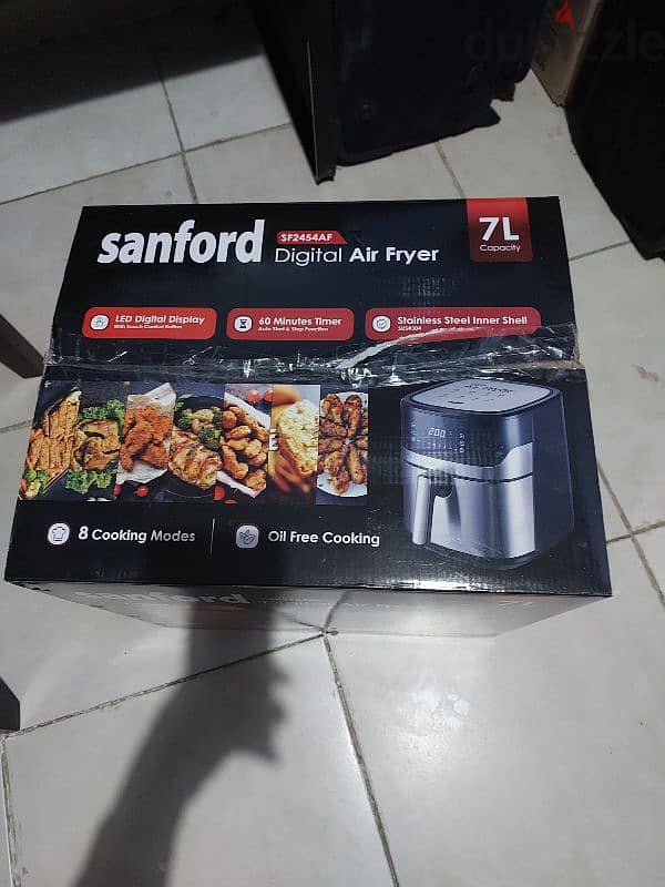 sanford brand new 7ltr airfryer , not opened. 3