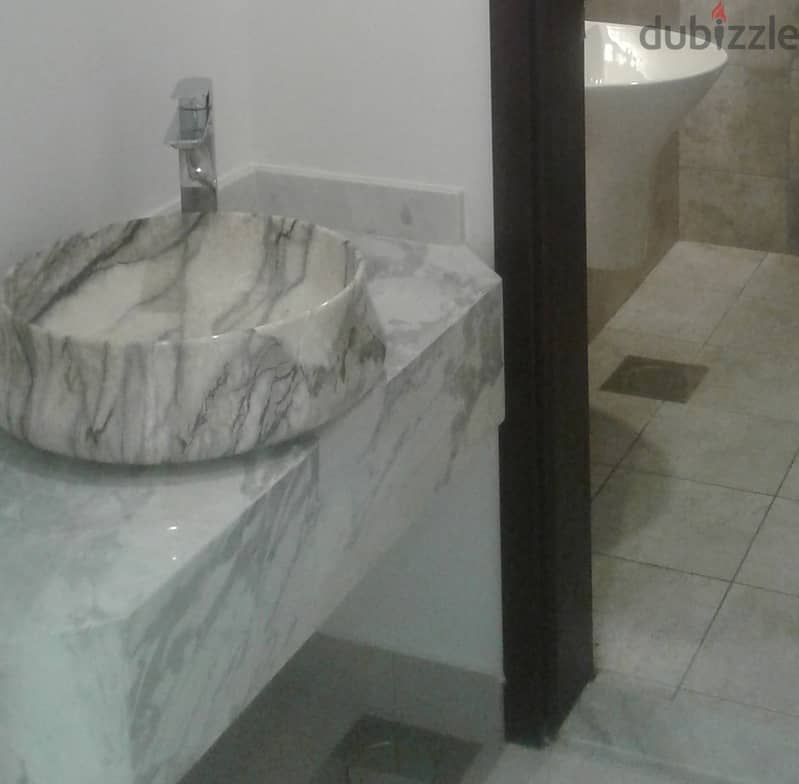 Pets friendly 5 bedroom with terrace in salwa 0