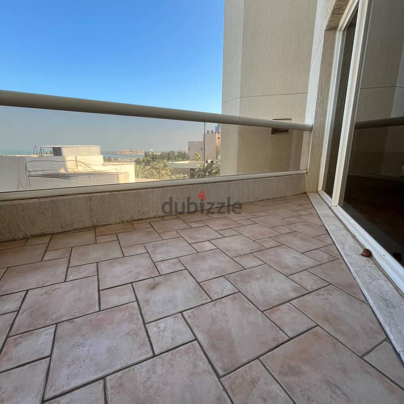 Duplex with sea view for rent in Salmiya Block 11 7