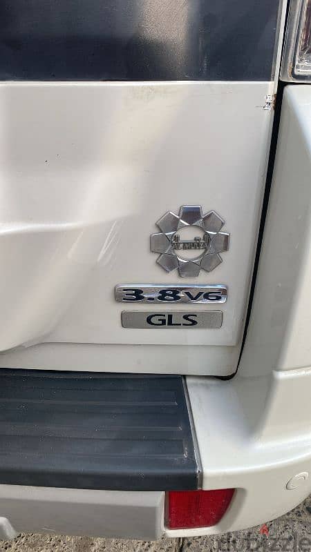 Mitsubishi Pajero 2017 GLS 3.8 V6 8