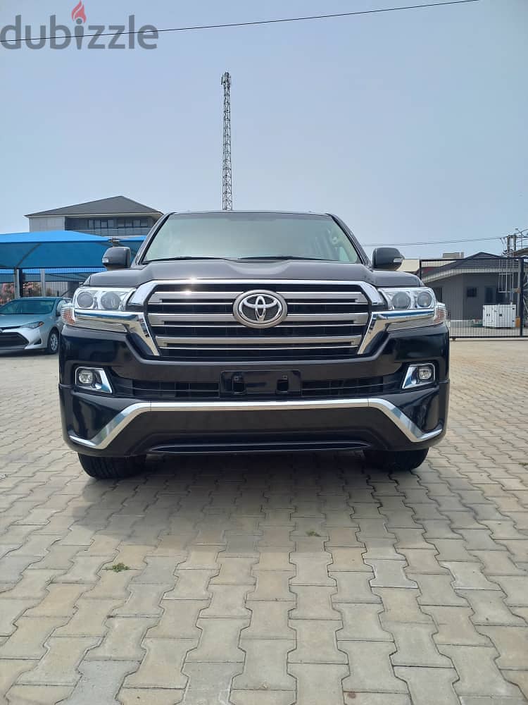 Toyota Land Cruiser 4.5L GXR (Petrol) 2020 3