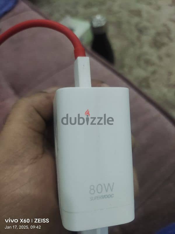 OnePlus 80 Watts Supervooc Charger 0