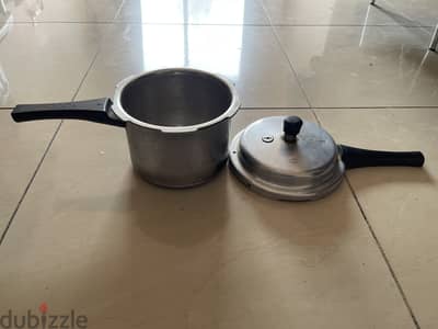 Prestige TTK Cooker In excellent condition is available for sale