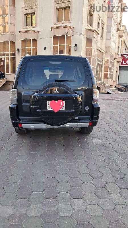 Mitsubishi Pajero 2010 FAMILY USED URGENT SALE 2