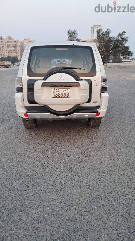 Mitsubishi Pajero 2014 5