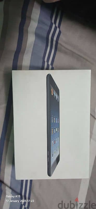 Apple ipad mini 1st gen with orginal box and case for sale or exchange 9