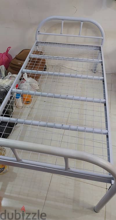 Single bed only two months used