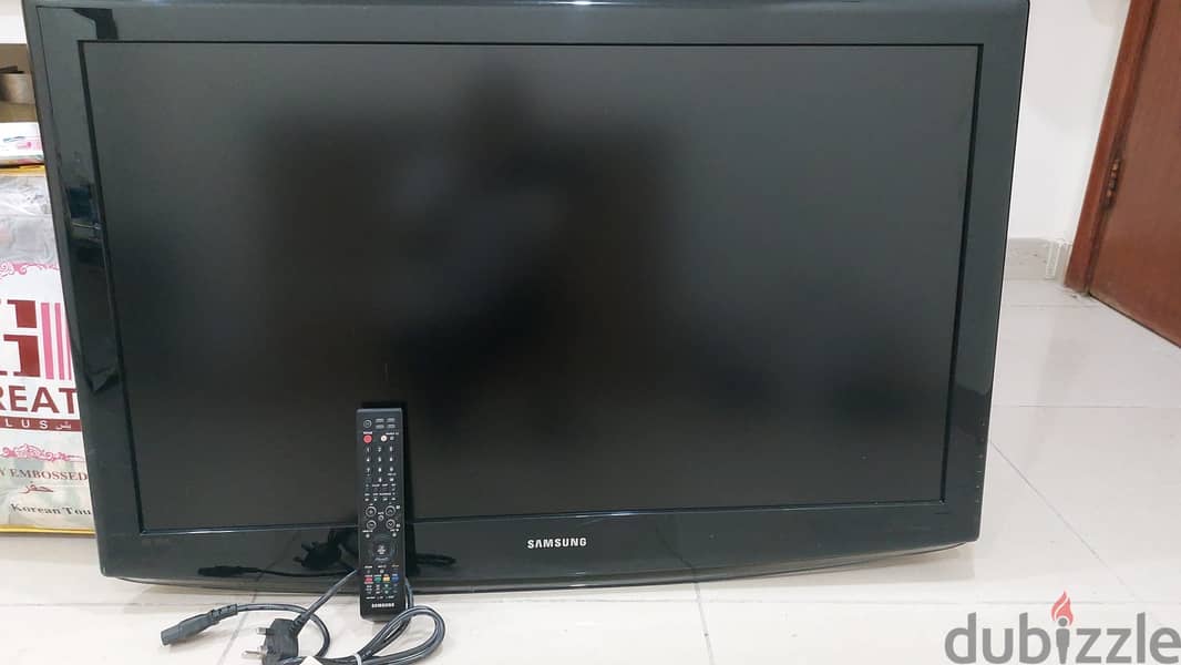 Samsung LCD tv 40 inch 1